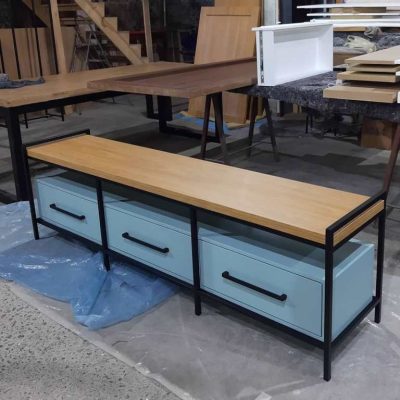 Dehouse Móveis sob Medida, Móveis Personalizados - Cristaleiras - Cômodas - Escrivaninhas - Racks para Sala - Móveis Estilo industrial - Marcenaria e Fábrica de Móveis em Caxias do Sul