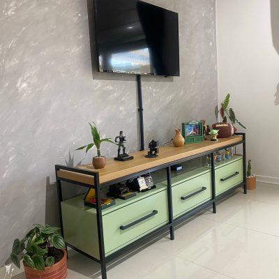 Dehouse Móveis sob Medida, Móveis Personalizados - Cristaleiras - Cômodas - Escrivaninhas - Racks para Sala - Móveis Estilo industrial - Marcenaria e Fábrica de Móveis em Caxias do Sul